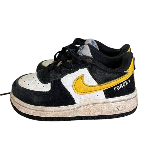 Nike Air Force 1 Athletic Club Baby Shoes Black Yellow White Size 6C Unisex - Picture 3 of 10